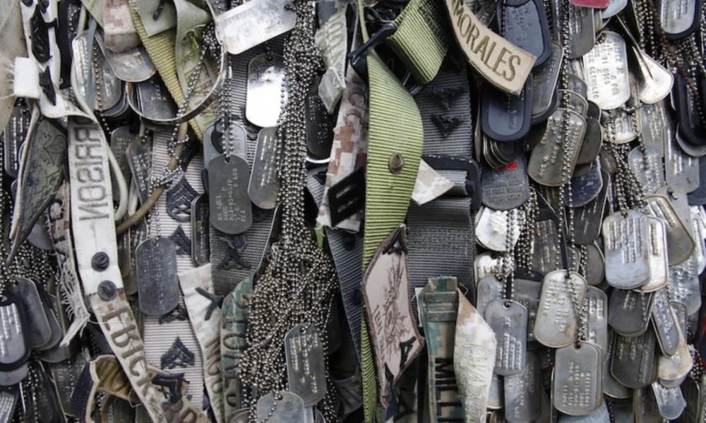 Στρατιωτικές μεταλλικές ταυτότητες: Ποια η ιστορία τους